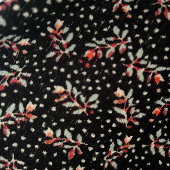 LOFT - Ruffleneck Longsleeve - Picture 2 of 2